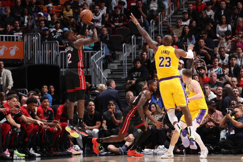 体育运动不 体育运动不