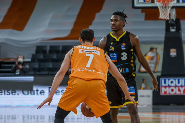 拉武特为代 拉武特为代