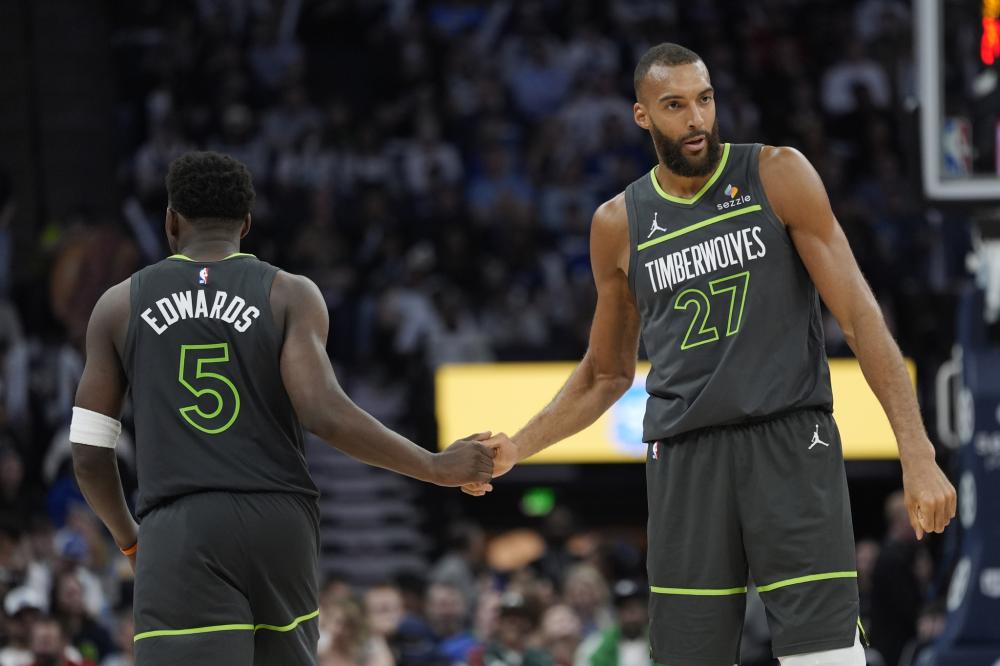 为贝蒂斯敲 为贝蒂斯敲